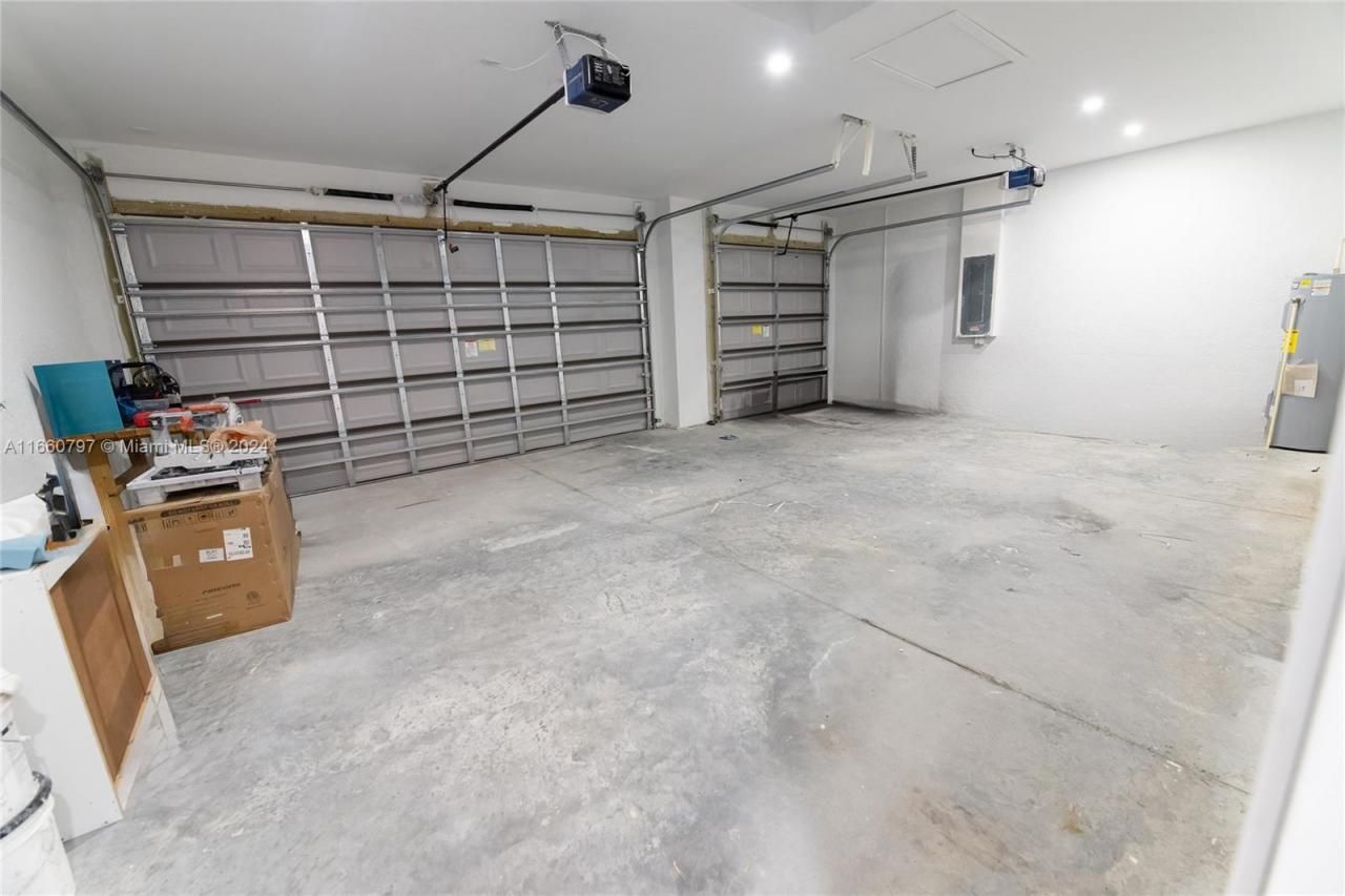 1528 SW 15th Ave, Cape Coral, FL 33991 Photo