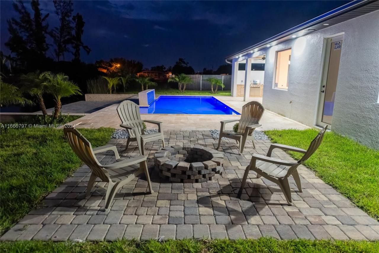 1528 SW 15th Ave, Cape Coral, FL 33991 Photo