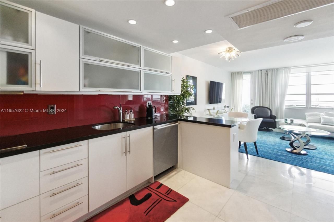 100 Lincoln Rd, Unit 1534, Miami Beach, FL 33139 Photo