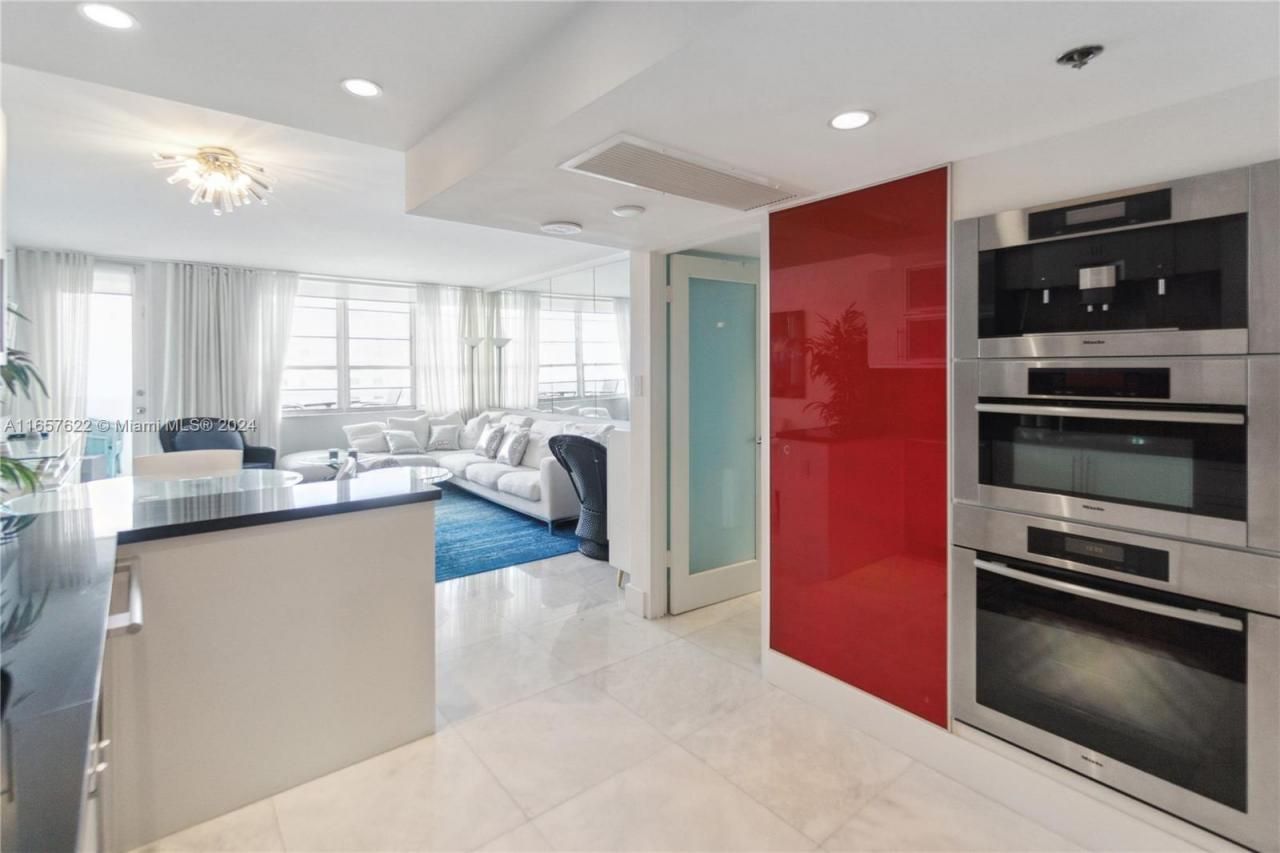 100 Lincoln Rd, Unit 1534, Miami Beach, FL 33139 Photo