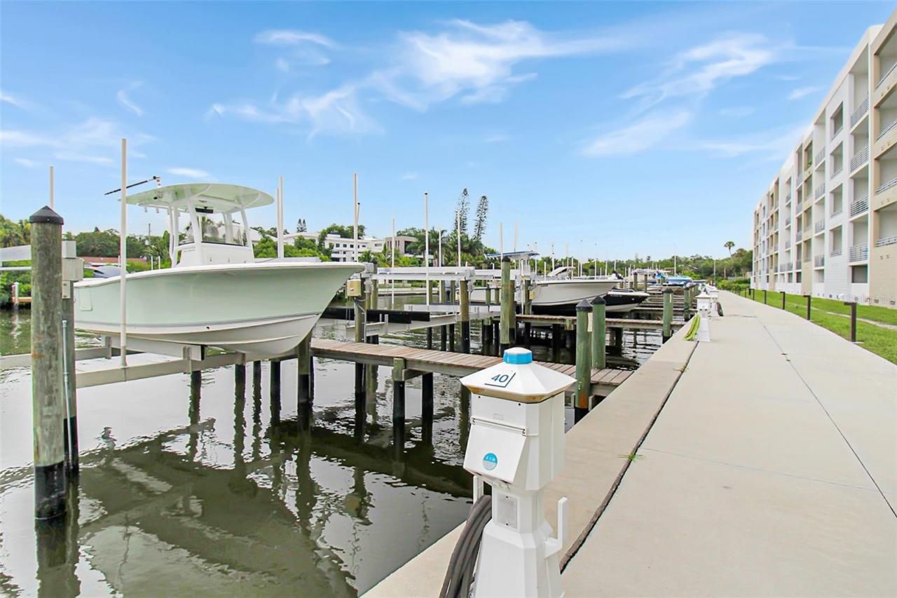 1703 N Tamiami Trail, Unit 503, Sarasota, FL 34234 Photo