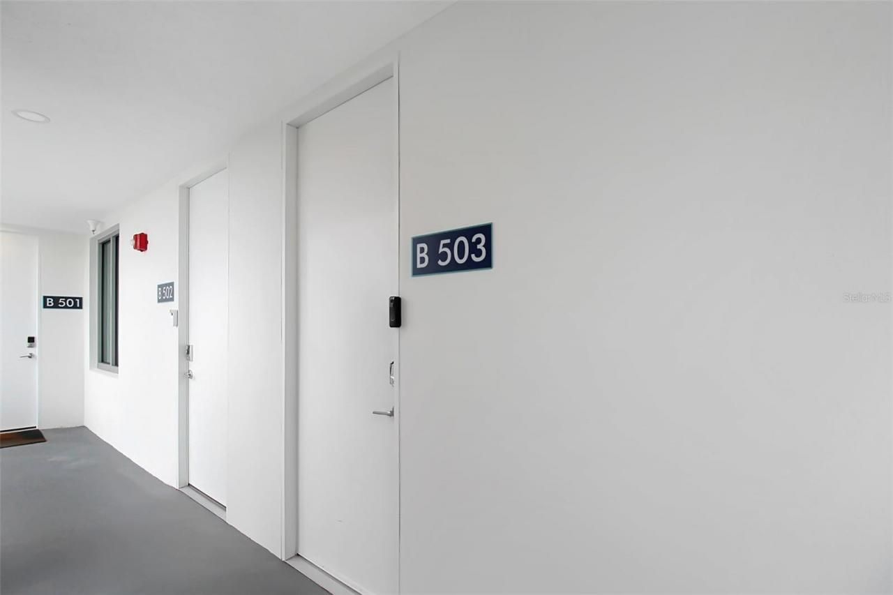 1703 N Tamiami Trail, Unit 503, Sarasota, FL 34234 Photo