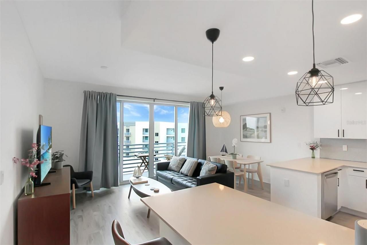 1703 N Tamiami Trail, Unit 503, Sarasota, FL 34234 Photo