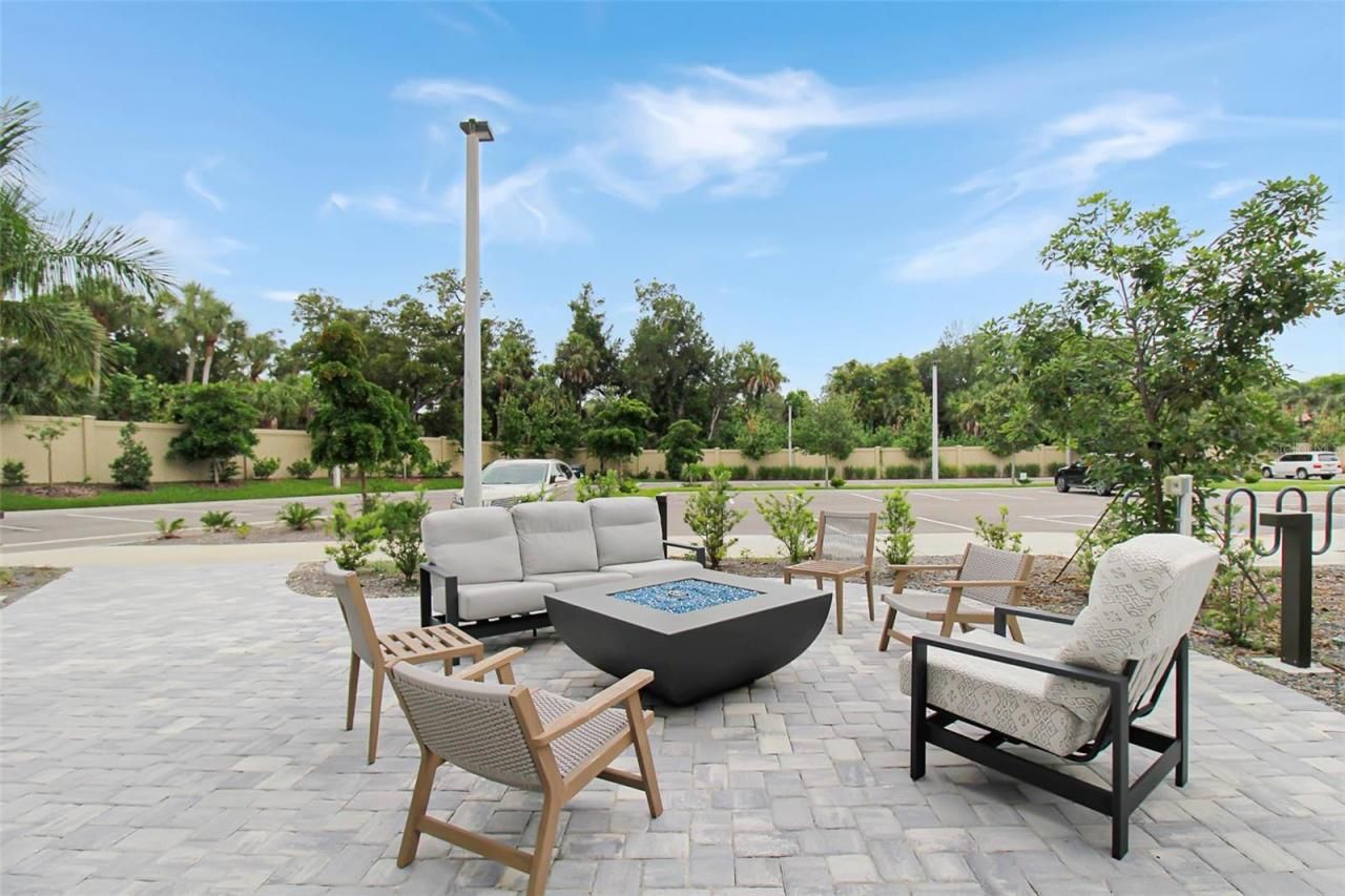 1703 N Tamiami Trail, Unit 503, Sarasota, FL 34234 Photo