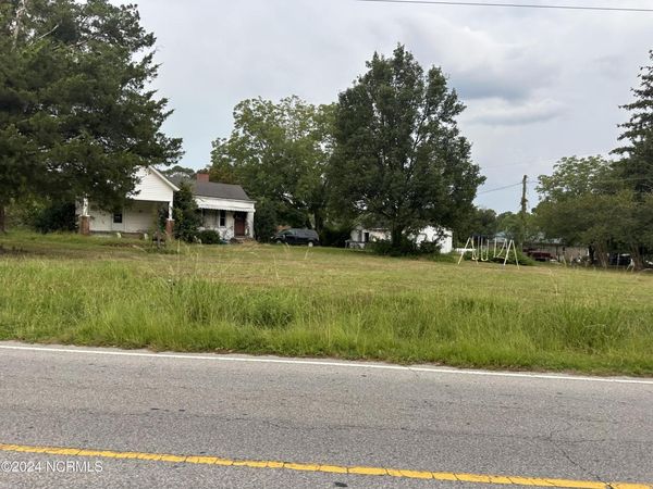 4516 Us-301, Four Oaks, NC 27524