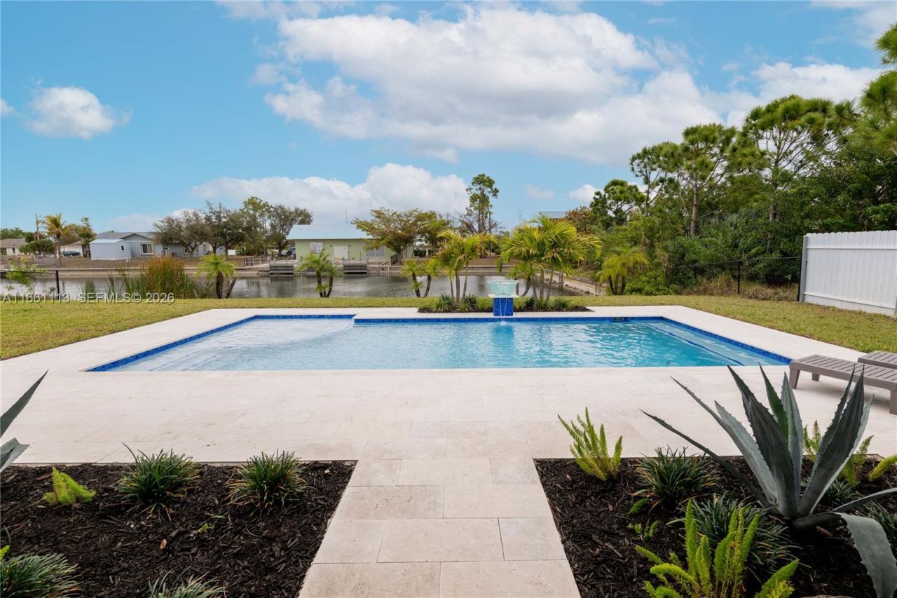13 SW 21st St, Cape Coral, FL 33991 Photo