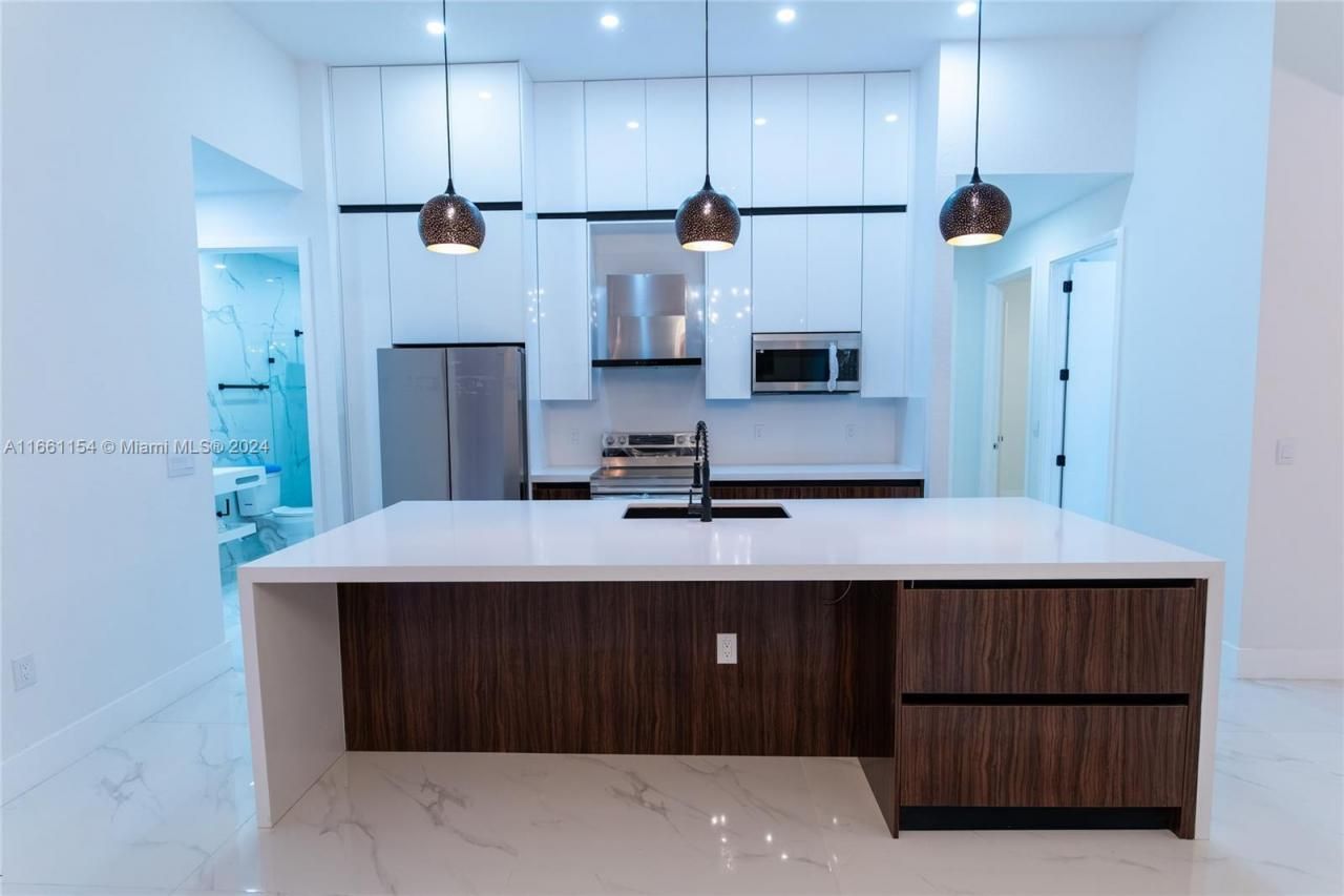 334 SW 21st Terr, Cape Coral, FL 33991 Photo