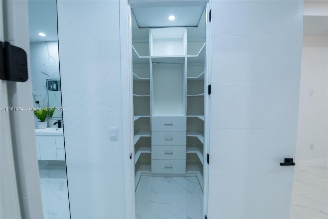 334 SW 21st Terr, Cape Coral, FL 33991 Photo