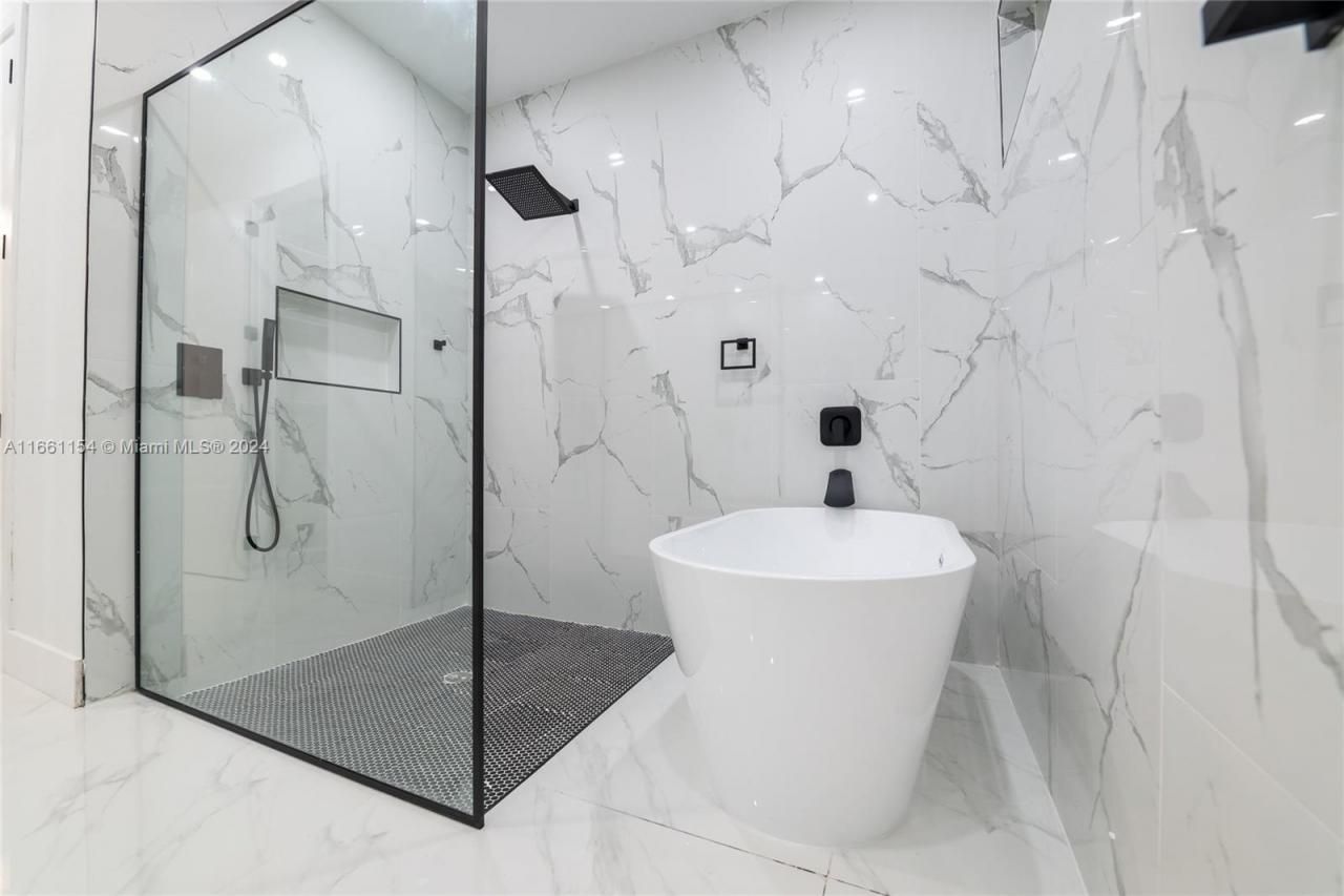 334 SW 21st Terr, Cape Coral, FL 33991 Photo