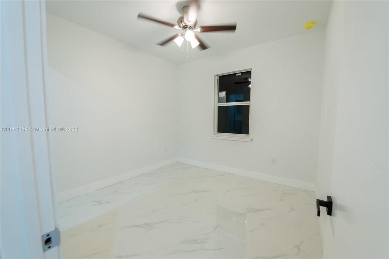 334 SW 21st Terr, Cape Coral, FL 33991 Photo