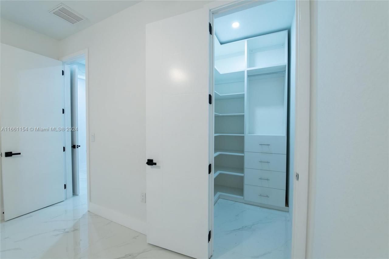 334 SW 21st Terr, Cape Coral, FL 33991 Photo