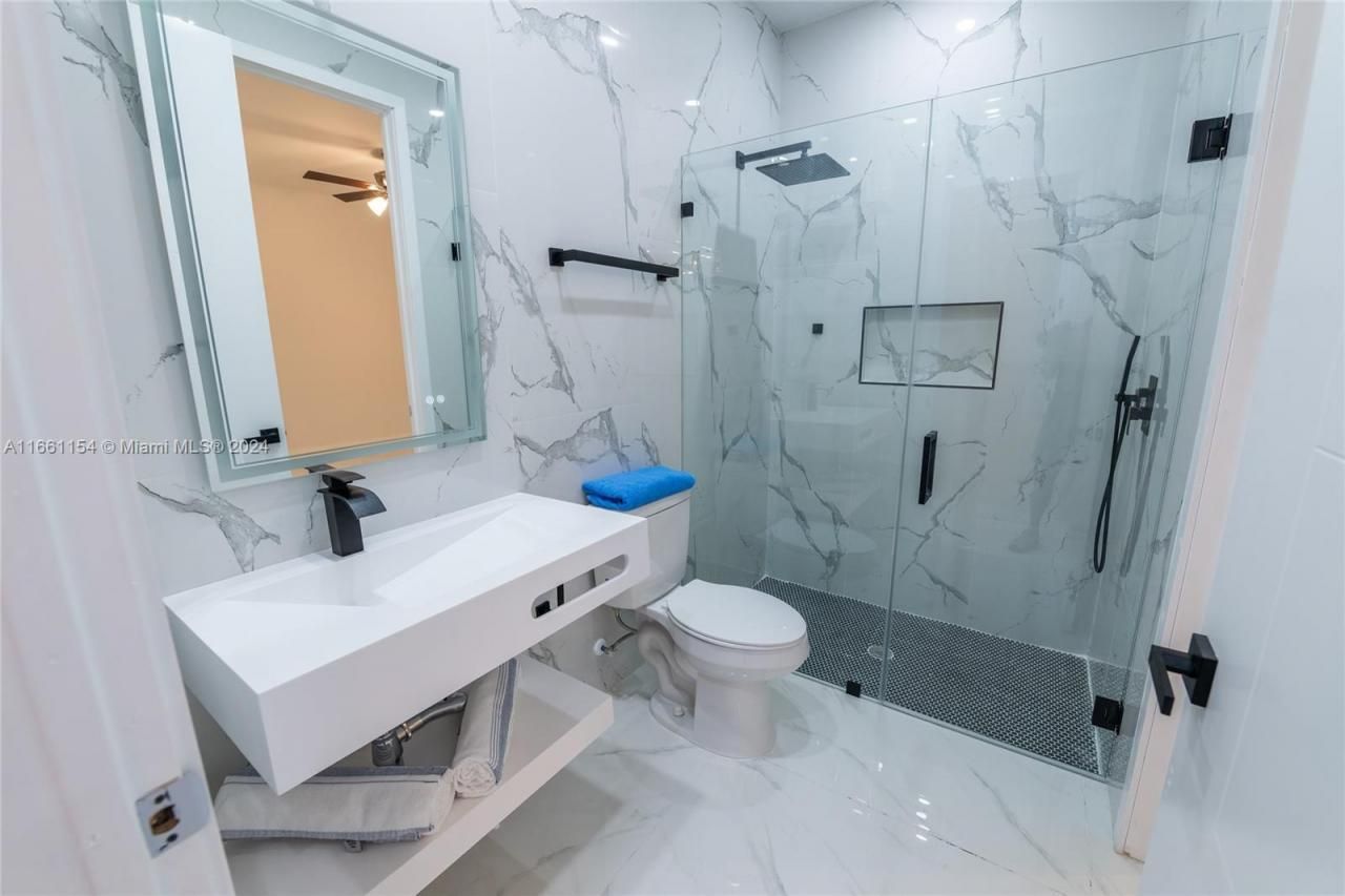 334 SW 21st Terr, Cape Coral, FL 33991 Photo