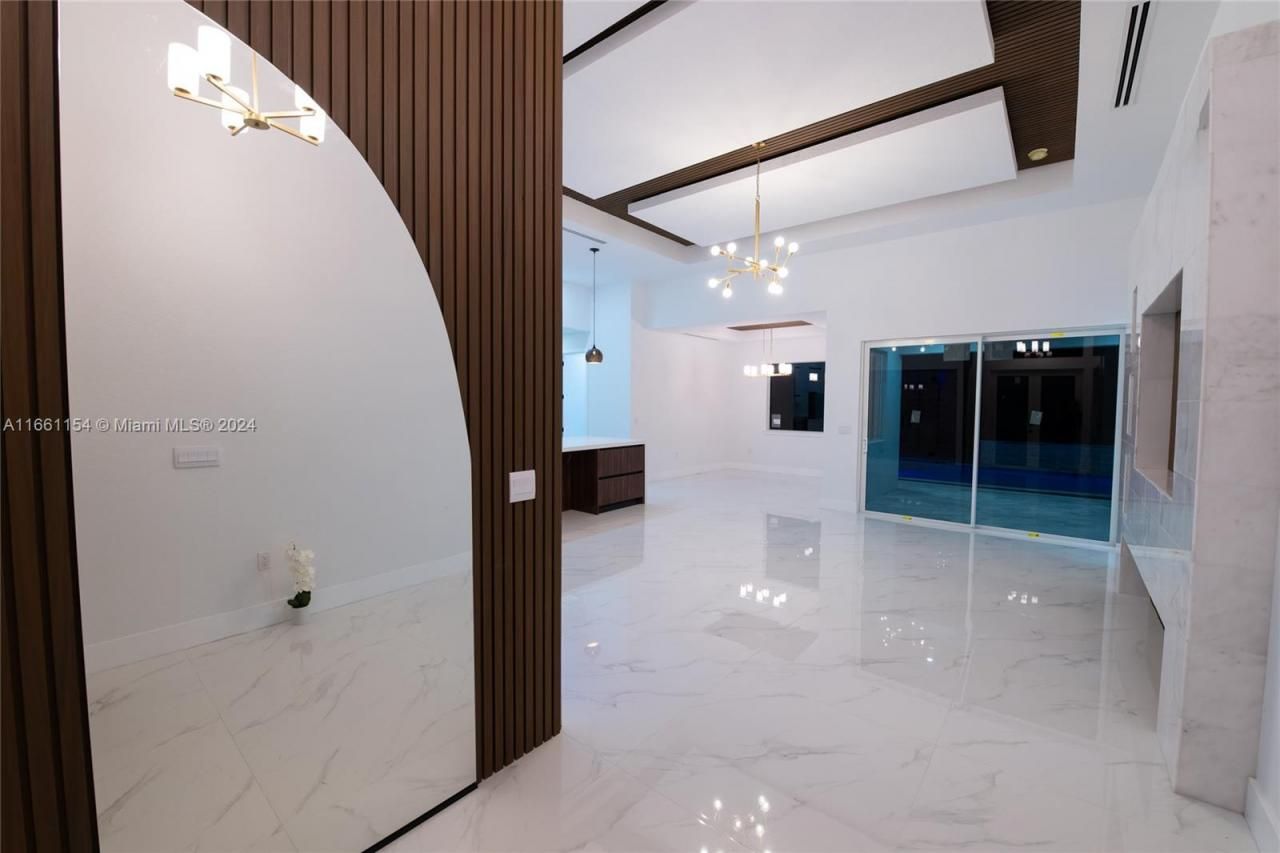 334 SW 21st Terr, Cape Coral, FL 33991 Photo