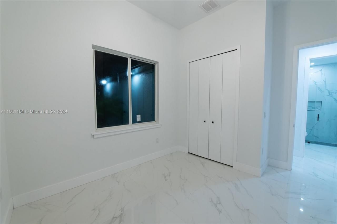 334 SW 21st Terr, Cape Coral, FL 33991 Photo