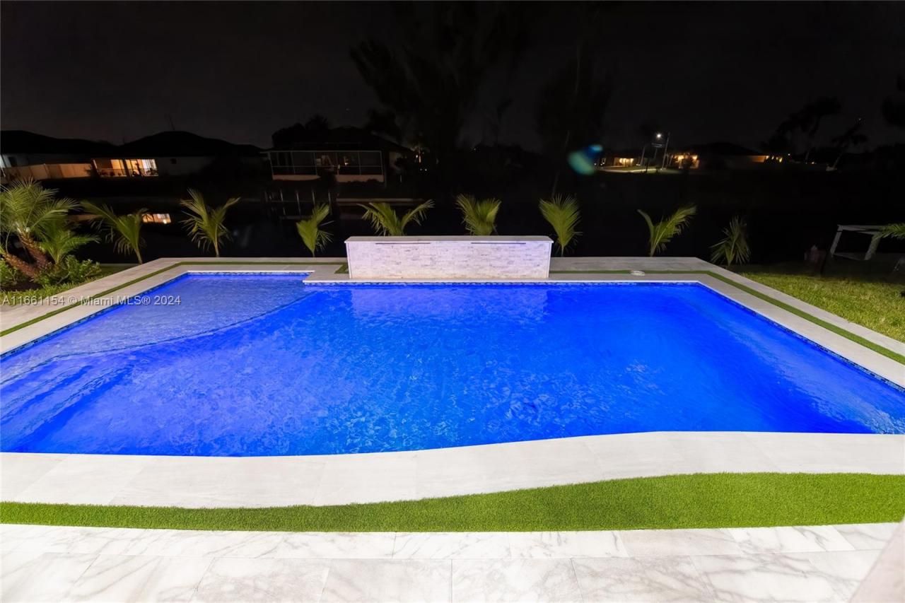 334 SW 21st Terr, Cape Coral, FL 33991 Photo