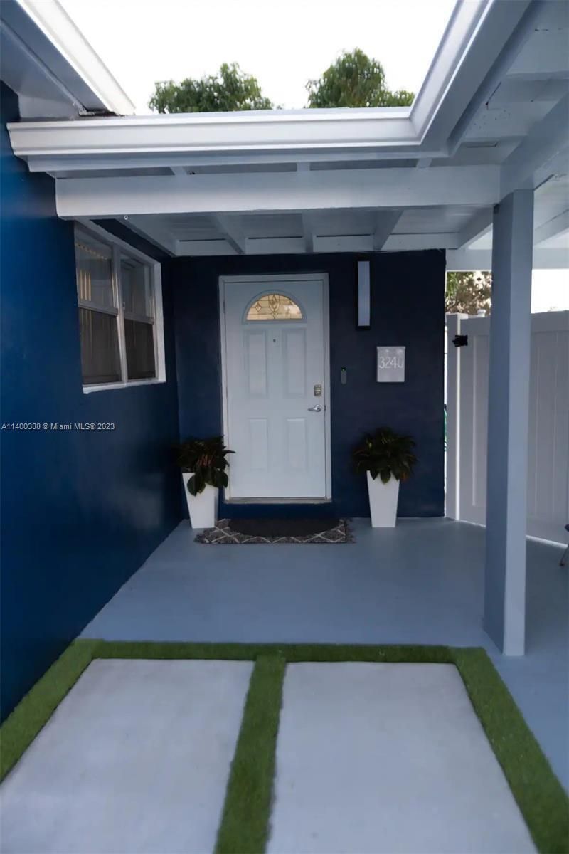 3240 SW 17th Street, Fort Lauderdale, FL 33312 Photo