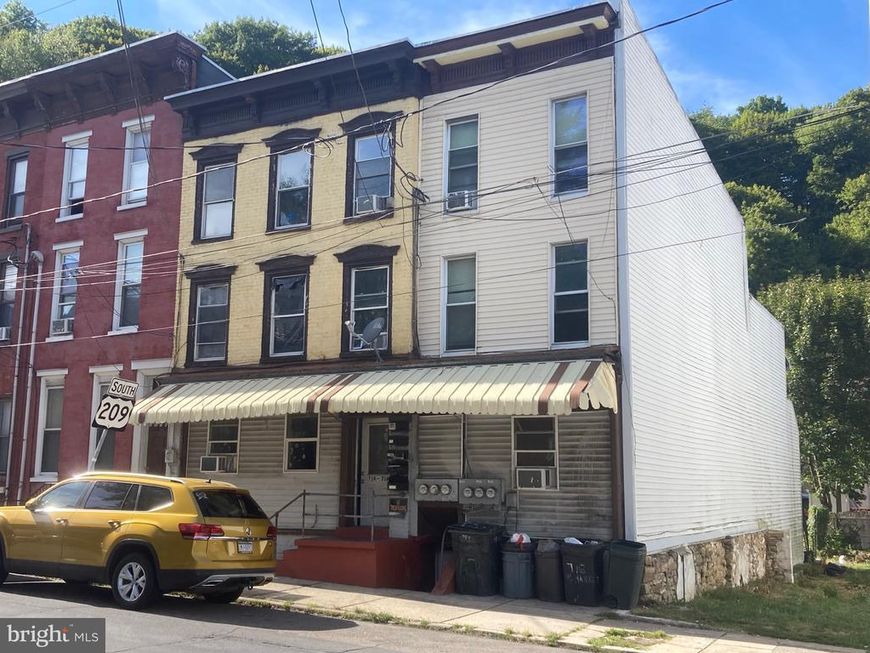 716 - 718 W Market Street, Pottsville, PA 17901 Main Photo