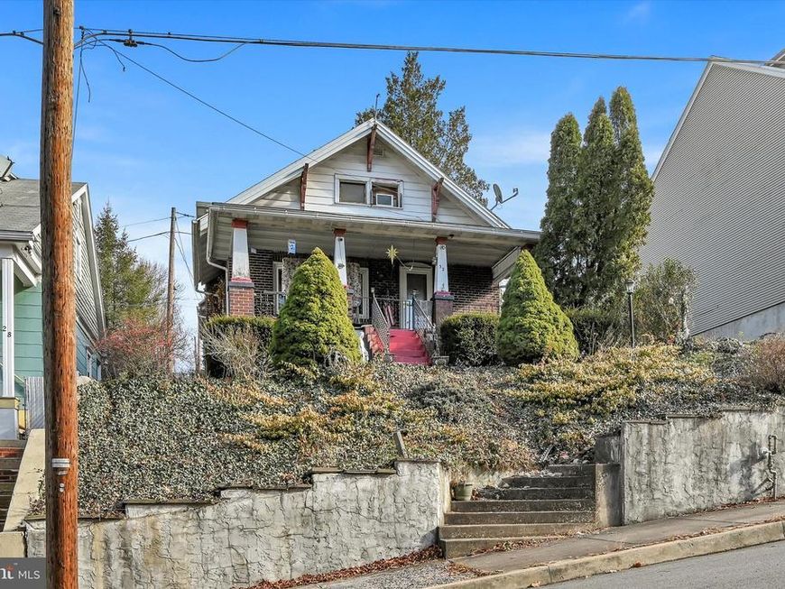 32 S Jackson Street, Pottsville, PA 17901 Main Photo