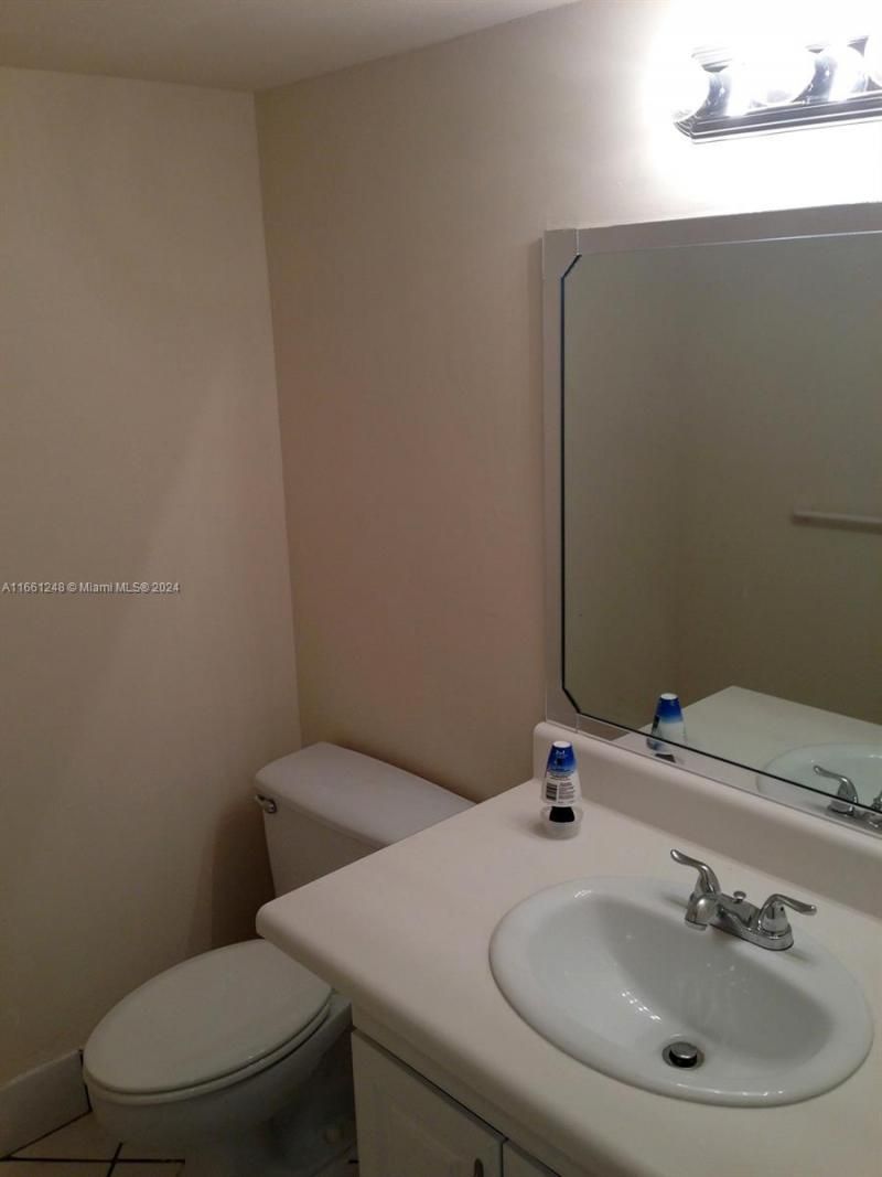 6300 S Falls Cir Dr, Unit 106, Lauderhill, FL 33319 Photo