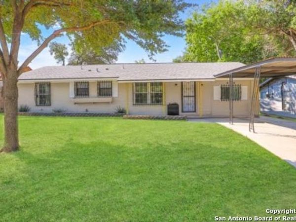 4334 MOANA DR, San Antonio, TX 78218