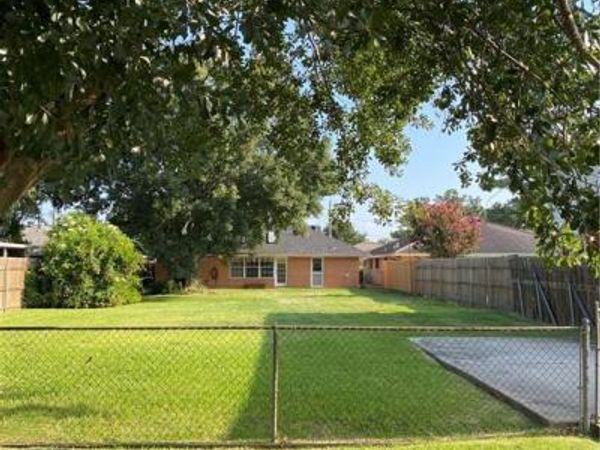 46TH Street, Metairie, LA 70001
