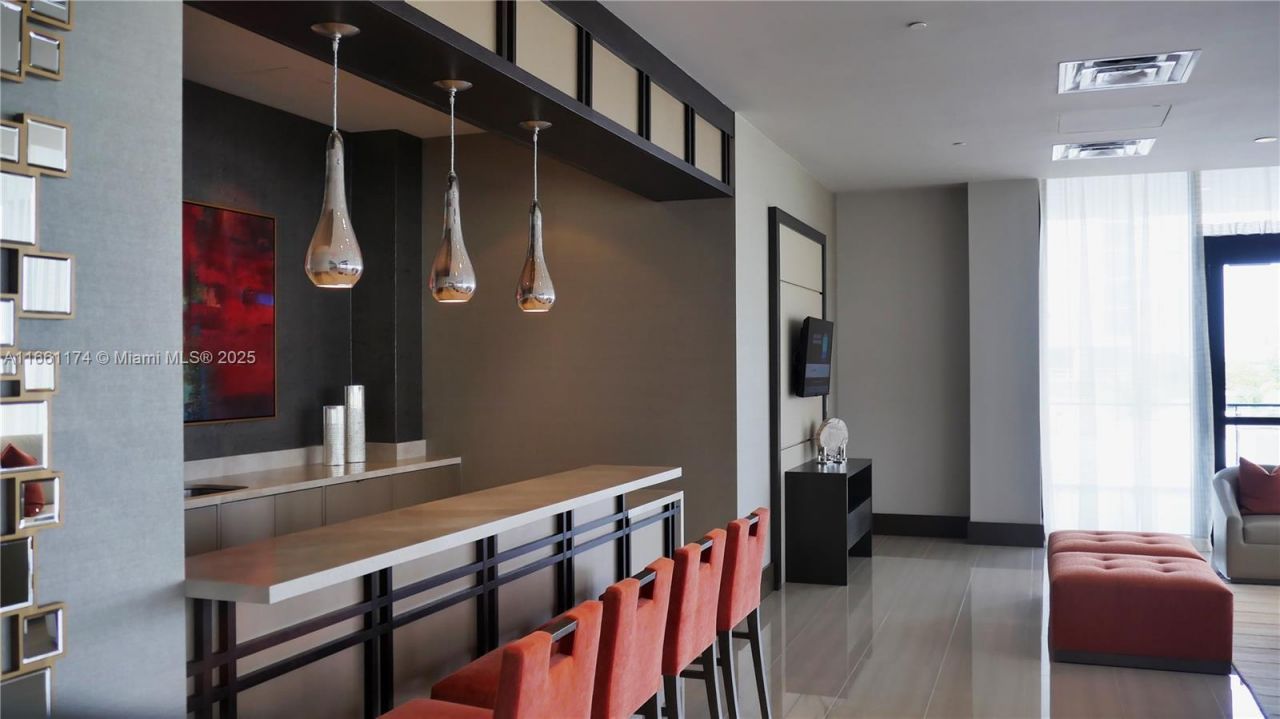 5252 NW 85th Ave, Unit 1601, Doral, FL 33166 Photo