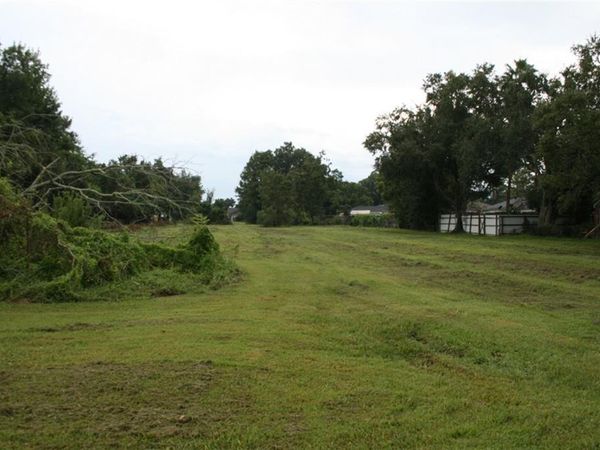 13285 GENERAL MEYER Avenue, New Orleans, LA 70131