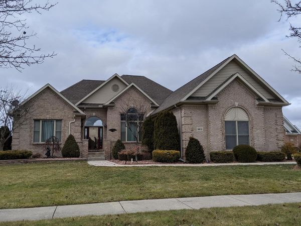 8187 Hunters Ridge Drive, Newport, MI 48166