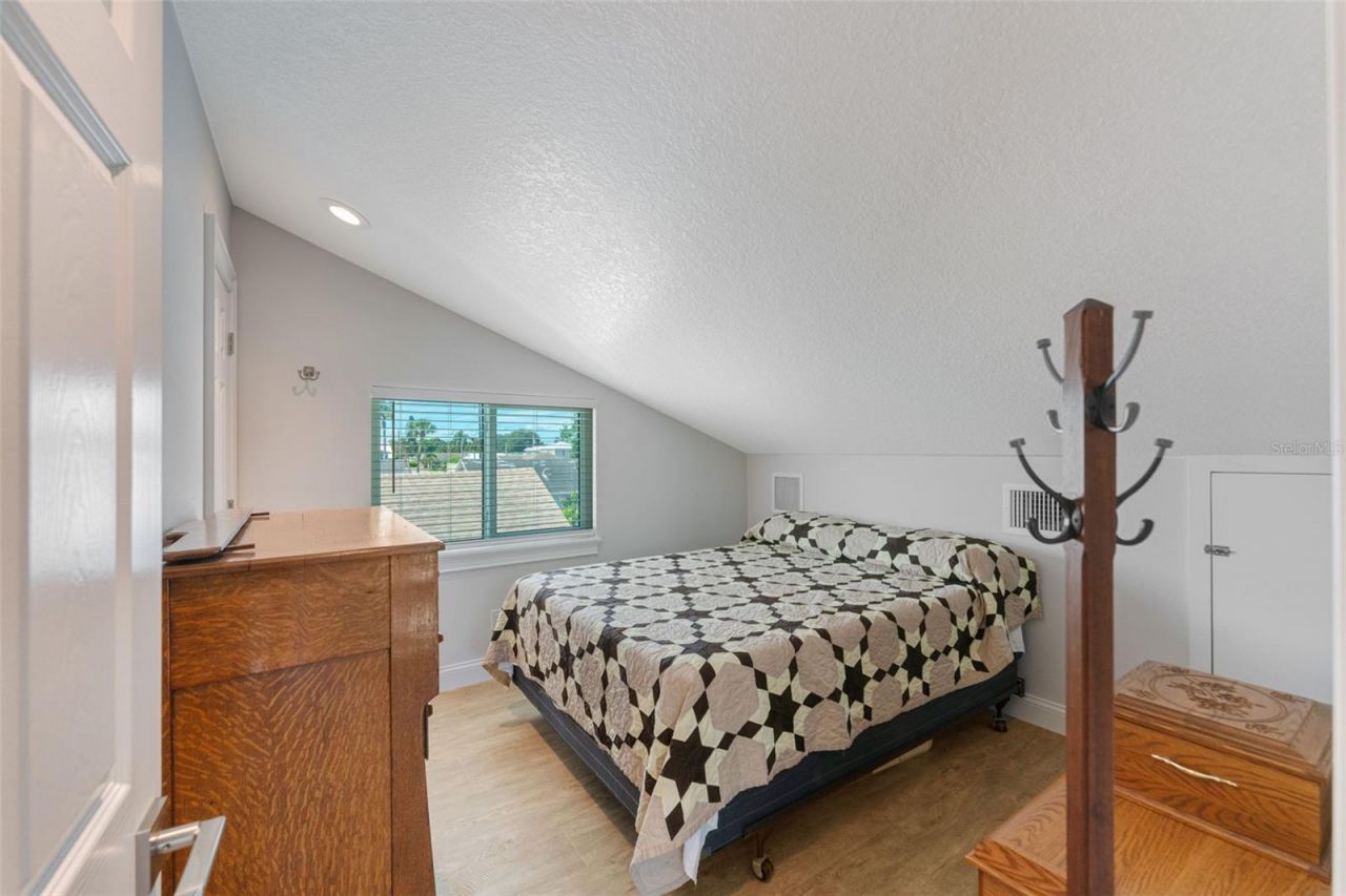 3502 Bahia Vista Street, Sarasota, FL 34239 Photo