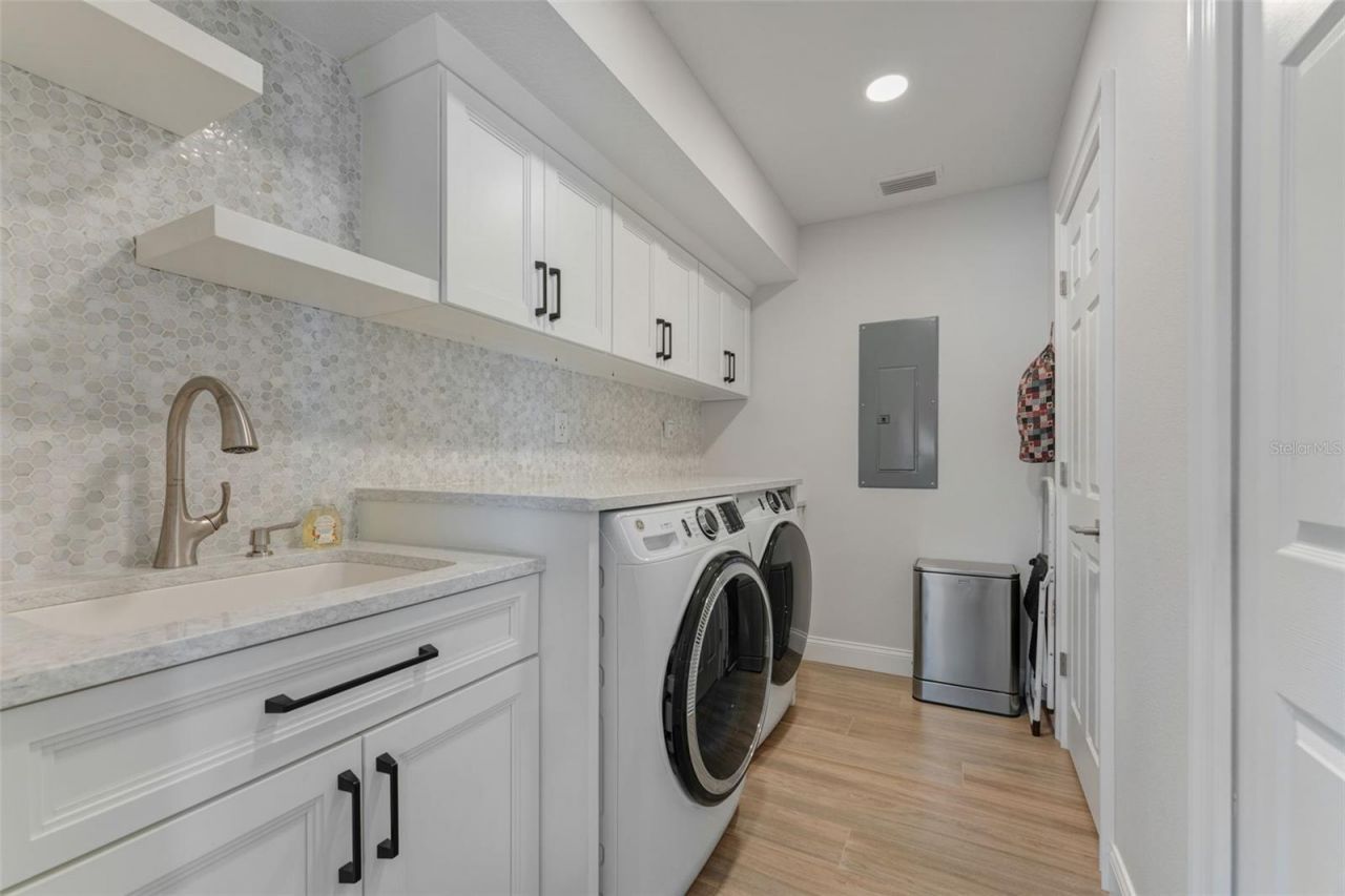 3502 Bahia Vista Street, Sarasota, FL 34239 Photo