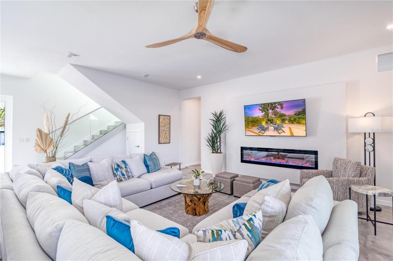 2585 Clematis Street, Sarasota, FL 34239 Photo