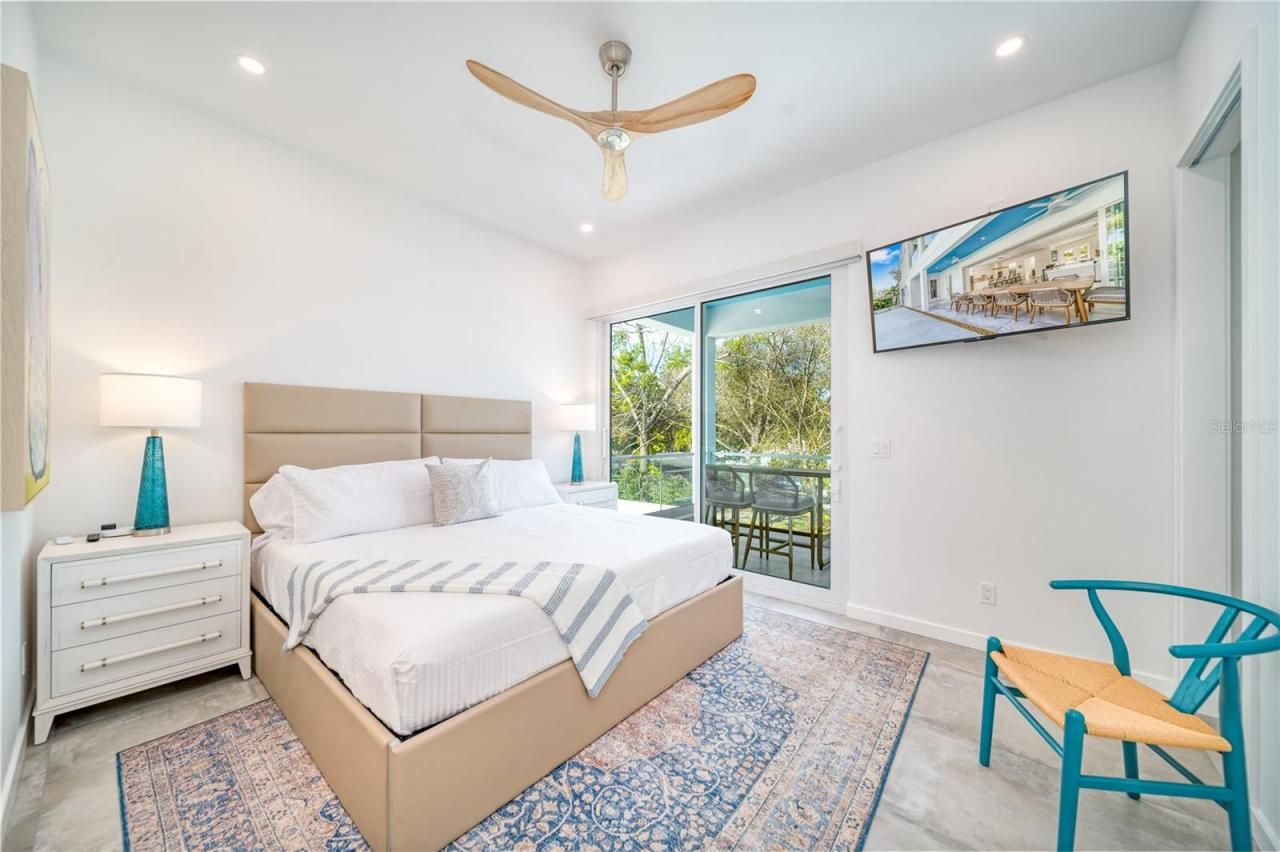 2585 Clematis Street, Sarasota, FL 34239 Photo