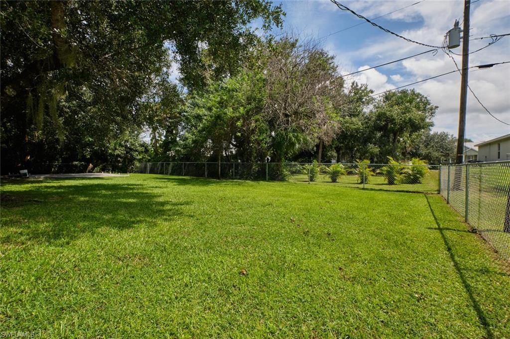 2321 Thurlow St, Alva, FL 33920 Photo