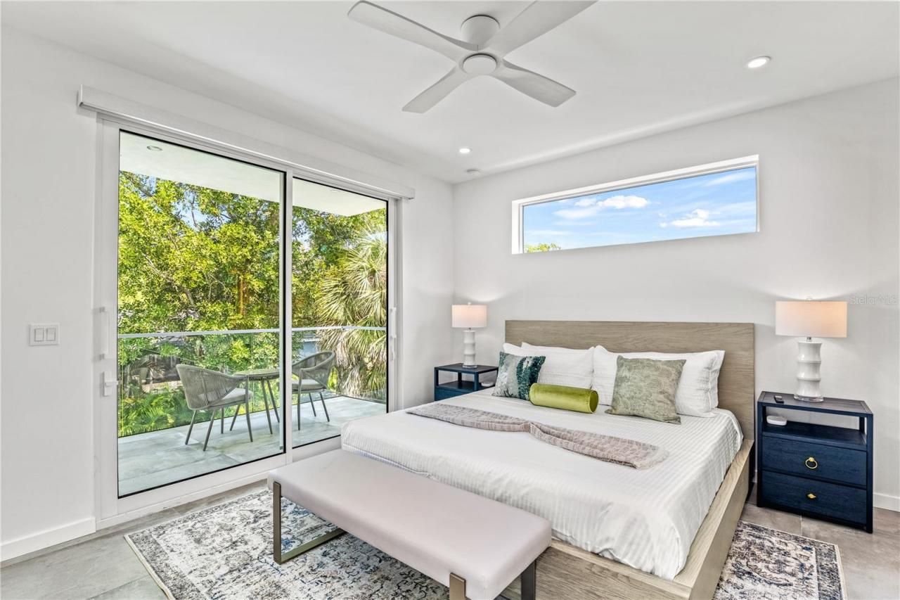 2327 Hillview Street, Sarasota, FL 34239 Photo