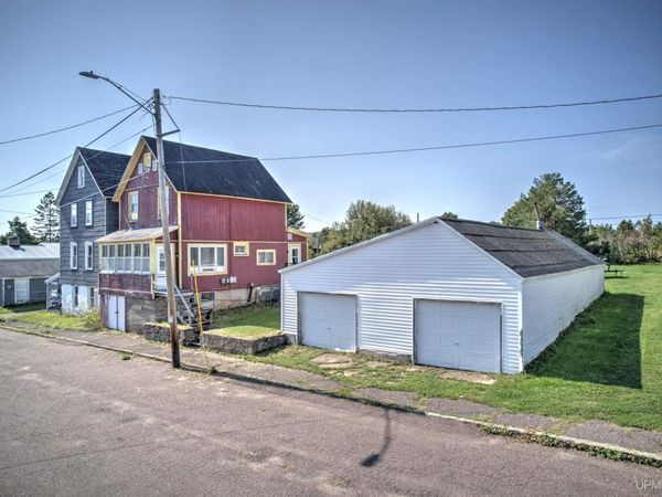 52 Senter Street, Ahmeek, MI 49901