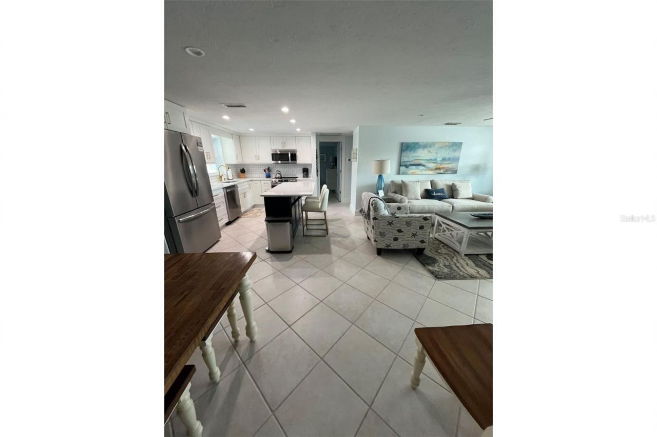 345 Avenida Leona, Sarasota, FL 34242 Photo