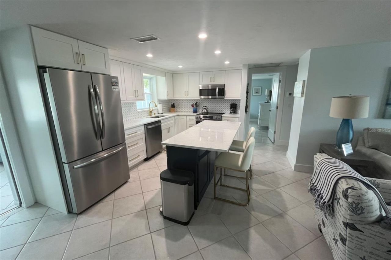 345 Avenida Leona, Sarasota, FL 34242 Photo