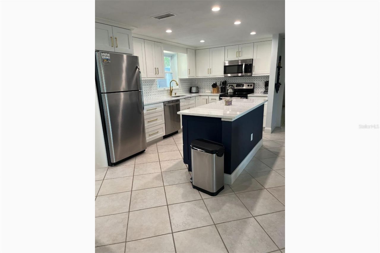 345 Avenida Leona, Sarasota, FL 34242 Photo