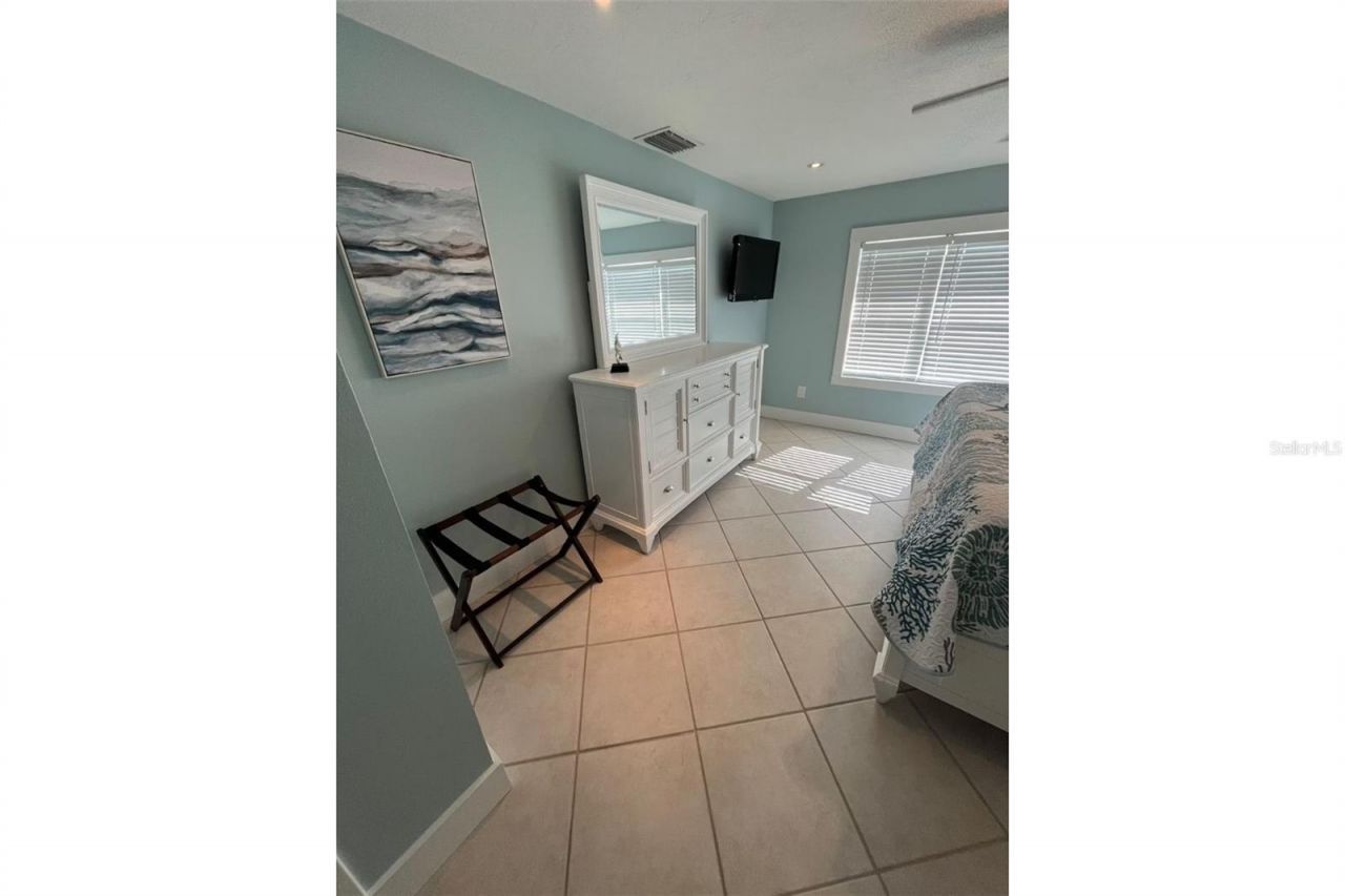 345 Avenida Leona, Sarasota, FL 34242 Photo