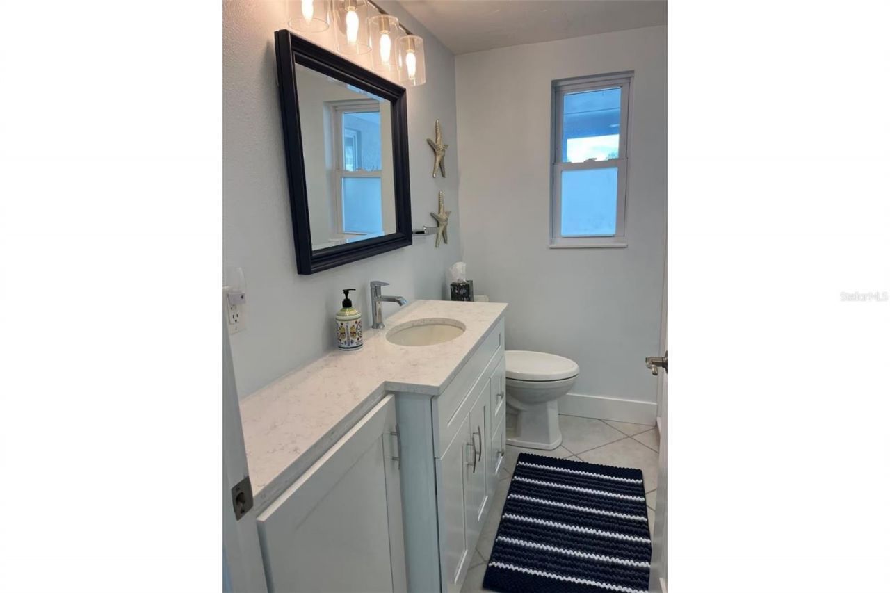 345 Avenida Leona, Sarasota, FL 34242 Photo