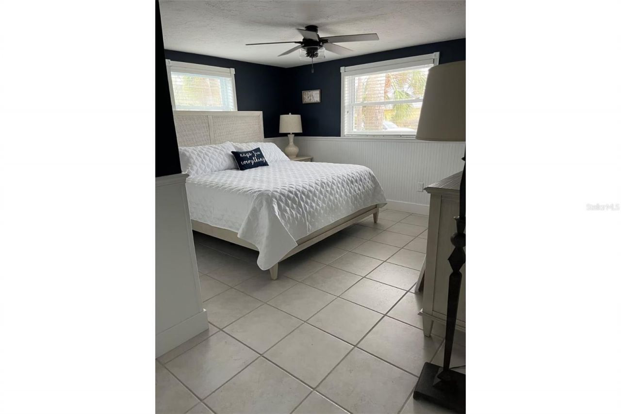 345 Avenida Leona, Sarasota, FL 34242 Photo