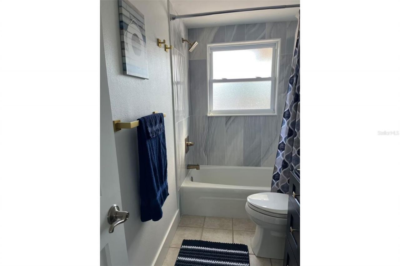 345 Avenida Leona, Sarasota, FL 34242 Photo