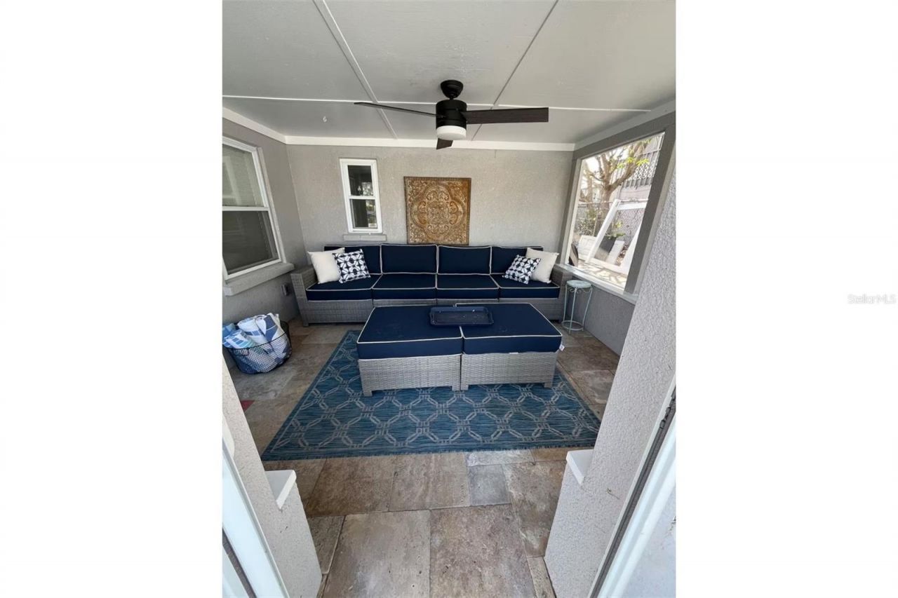 345 Avenida Leona, Sarasota, FL 34242 Photo