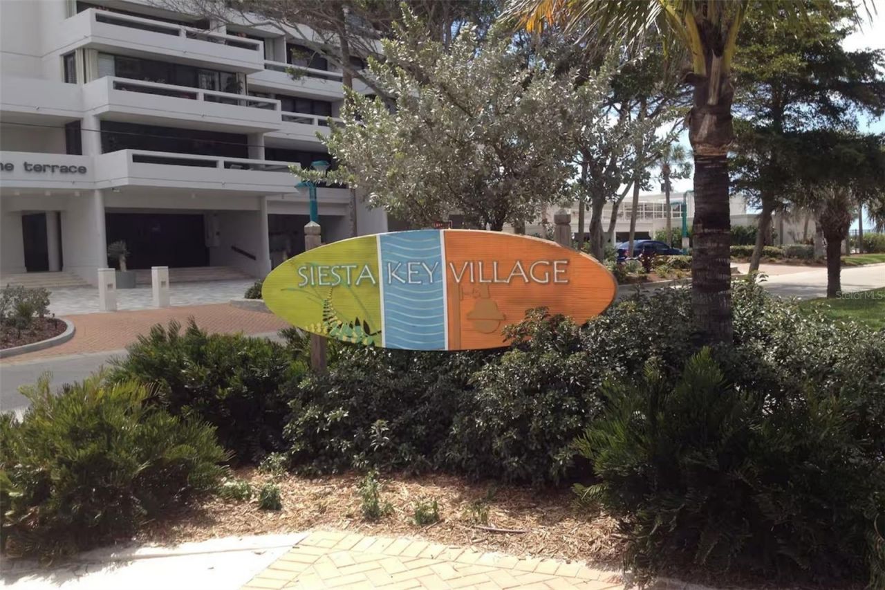 345 Avenida Leona, Sarasota, FL 34242 Photo