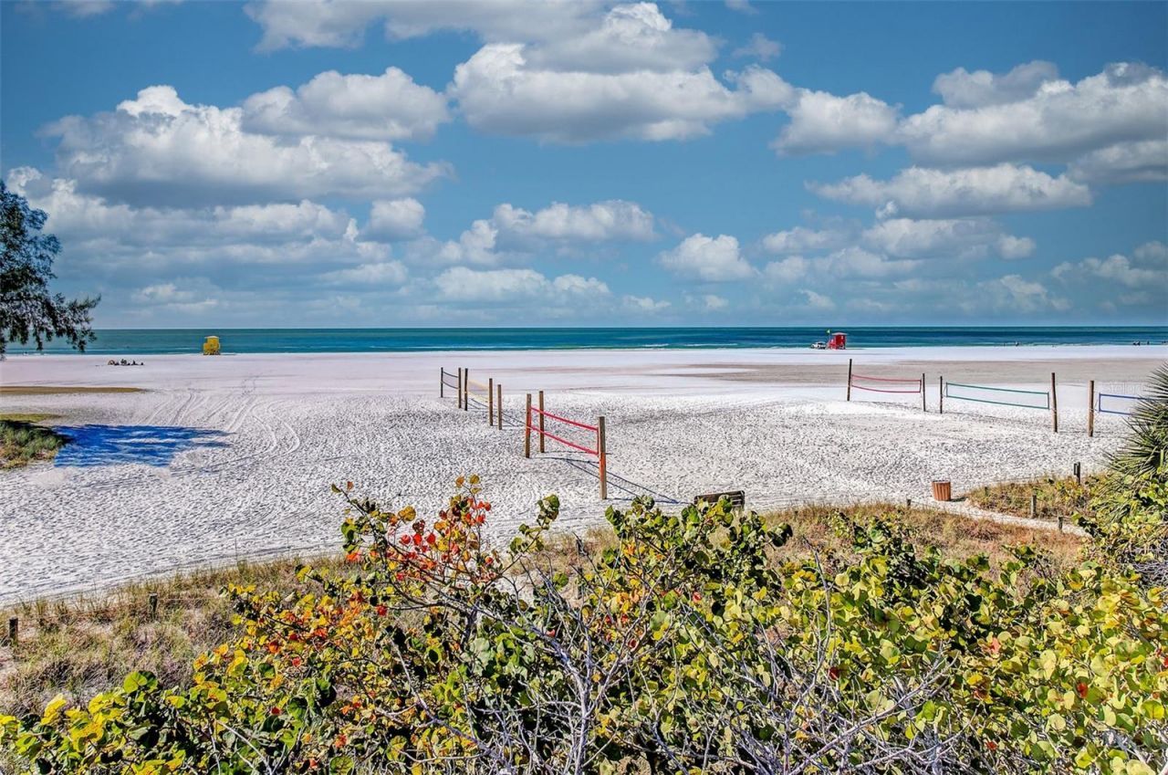 345 Avenida Leona, Sarasota, FL 34242 Photo