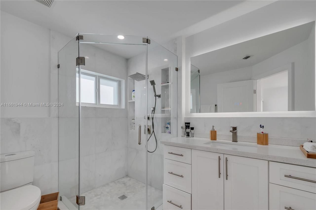 94825 Overseas Highway, Unit 144, Key Largo, FL 33037 Photo