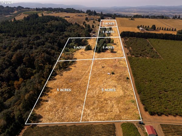 53 Franquette, Amity, OR 97101