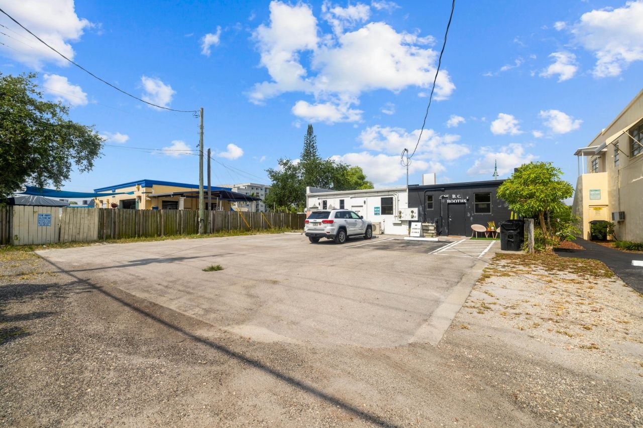 1808/1810 N Dixie Highway, Lake Worth Beach, FL 33460 Photo