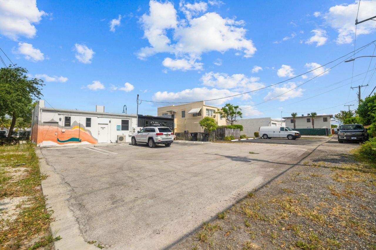1808/1810 N Dixie Highway, Lake Worth Beach, FL 33460 Photo