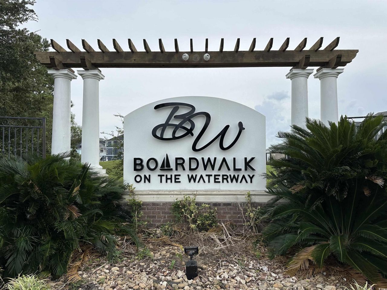 469 Harbour View Dr. Photo 17